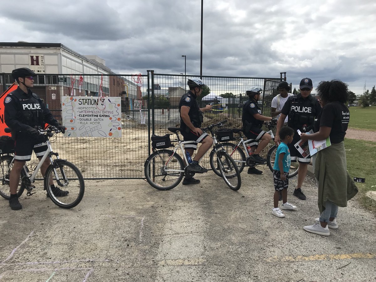Ccrprbailey's tweet photo. #communitypartnerships #CommunityService #communitywellbeing #communityengagement @ the Lawrence Heights/Lotherton/Neptune Olympics https://t.co/MIlORdOhR6