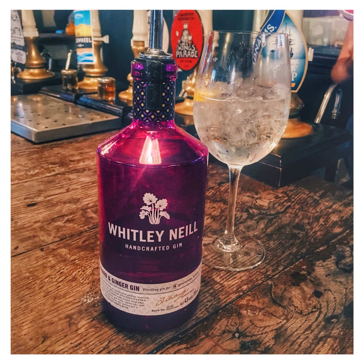 A toast to the cool Summer evening with a delicious @whitleyneillgin rhubarb and ginger gin and tonic. Yummmm!