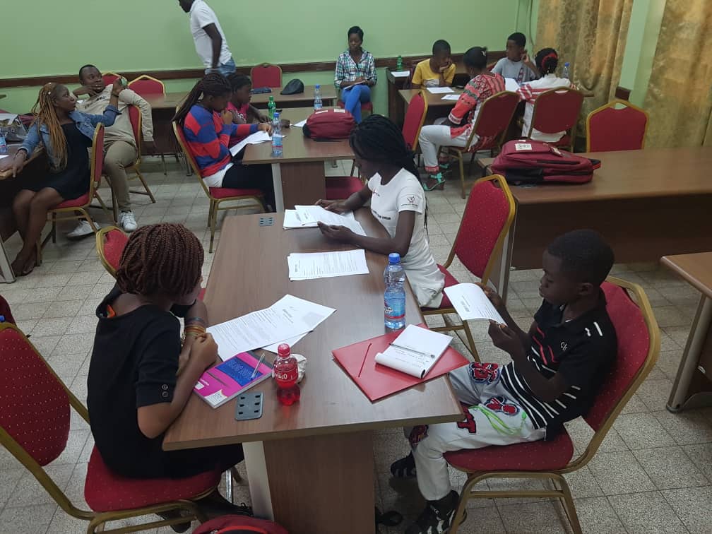 SamKavono's tweet photo. Quand les adolescents maîtrisent au mieux les questions de la santé sexuelle et reproductive, ils deviennent plus resilients face aux mariages et grossesses pregoce. @RAJECOPODnatio1 @Lucoderasbl @CocoNestymukoka @SamKavono @Kokojoelle @castromusafiri1 @UNFPARDC @ILokushe @rfi https://t.co/d1sZnSh8Zd