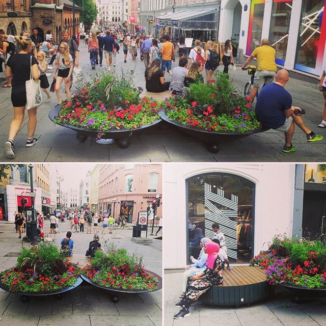 Til terrorvern å være, er disse beplantningene og benkene på Karl Johan både relativt pene, og ikke minst praktiske. Det sitter folk på absolutt alle! #nabolagshager #karljohansgate #terrorproofingcities #placemaking ift.tt/2NRZ1zj
