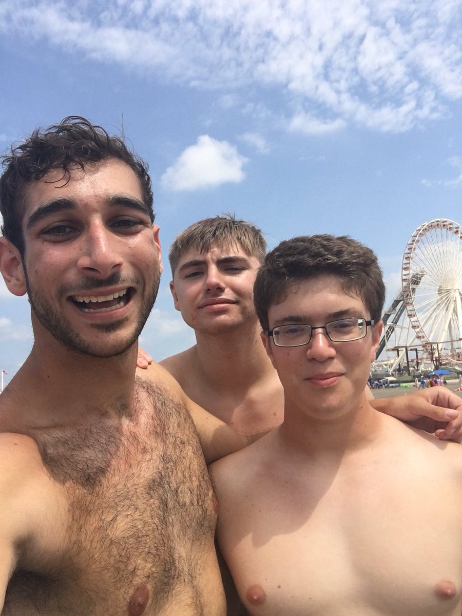 TCNJ_Revolution's tweet photo. Having fun! At Wildwood : https://t.co/GIFtOgBls5