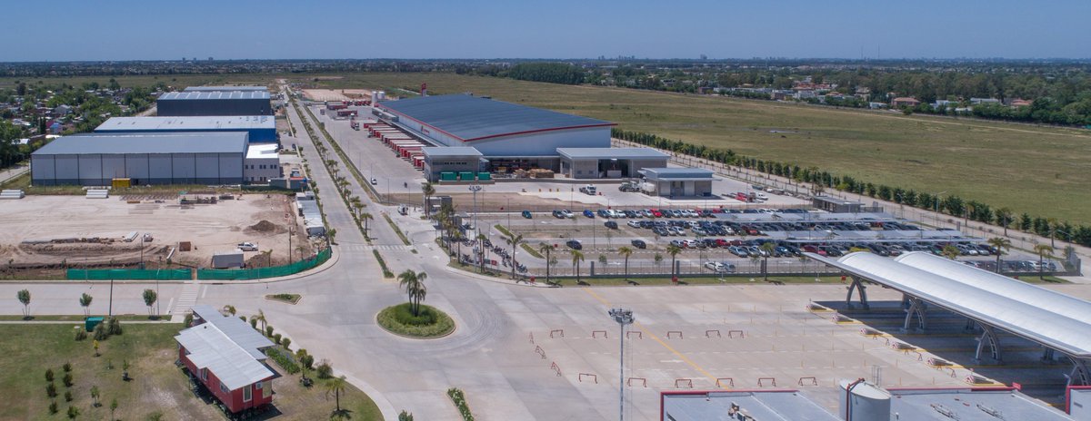 FlorCarbo's tweet photo. #Norlog la plataforma #logística e industrial del #GrupoAndreani en #Tigre En 100 hectáreas, una metáfora perfecta de cómo la adaptación es la única vía de supervivencia para una empresa. #costos #inflación y déficit de #infraestructura, en la agenda
https://t.co/5UJ9nbL1tc https://t.co/3n4Tfs3tav