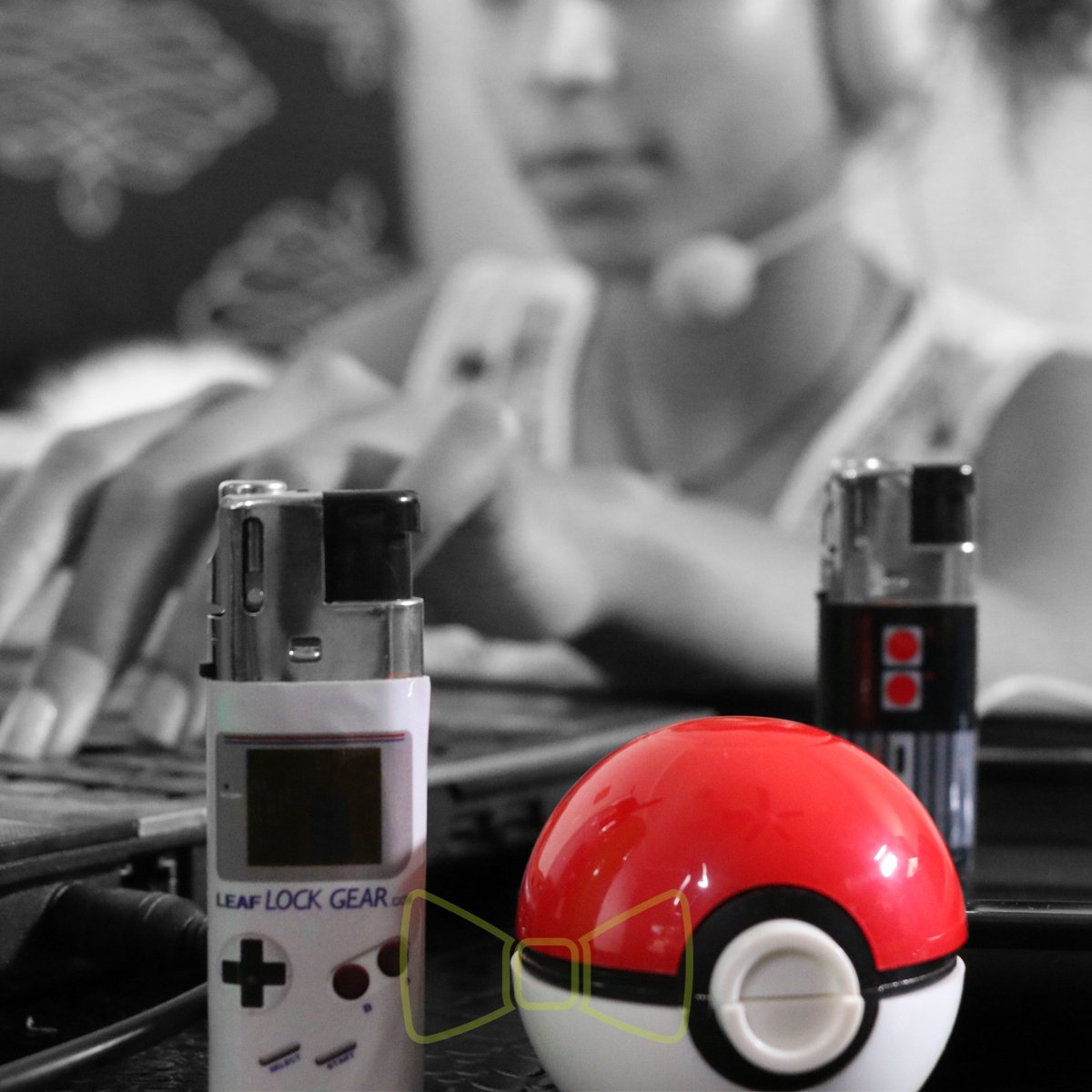 TheHippieButler's tweet photo. With over 90 bundles in stock, your Hippie Butler has something to match your style. Featuring the #NerdBundle ๐
https://t.co/QyipGXV8XB
.
.
.
.
.
#pokeballgrinder #pokeball #gamingbundle #linselighters #whitegloveclub https://t.co/qhrnJ9biCo