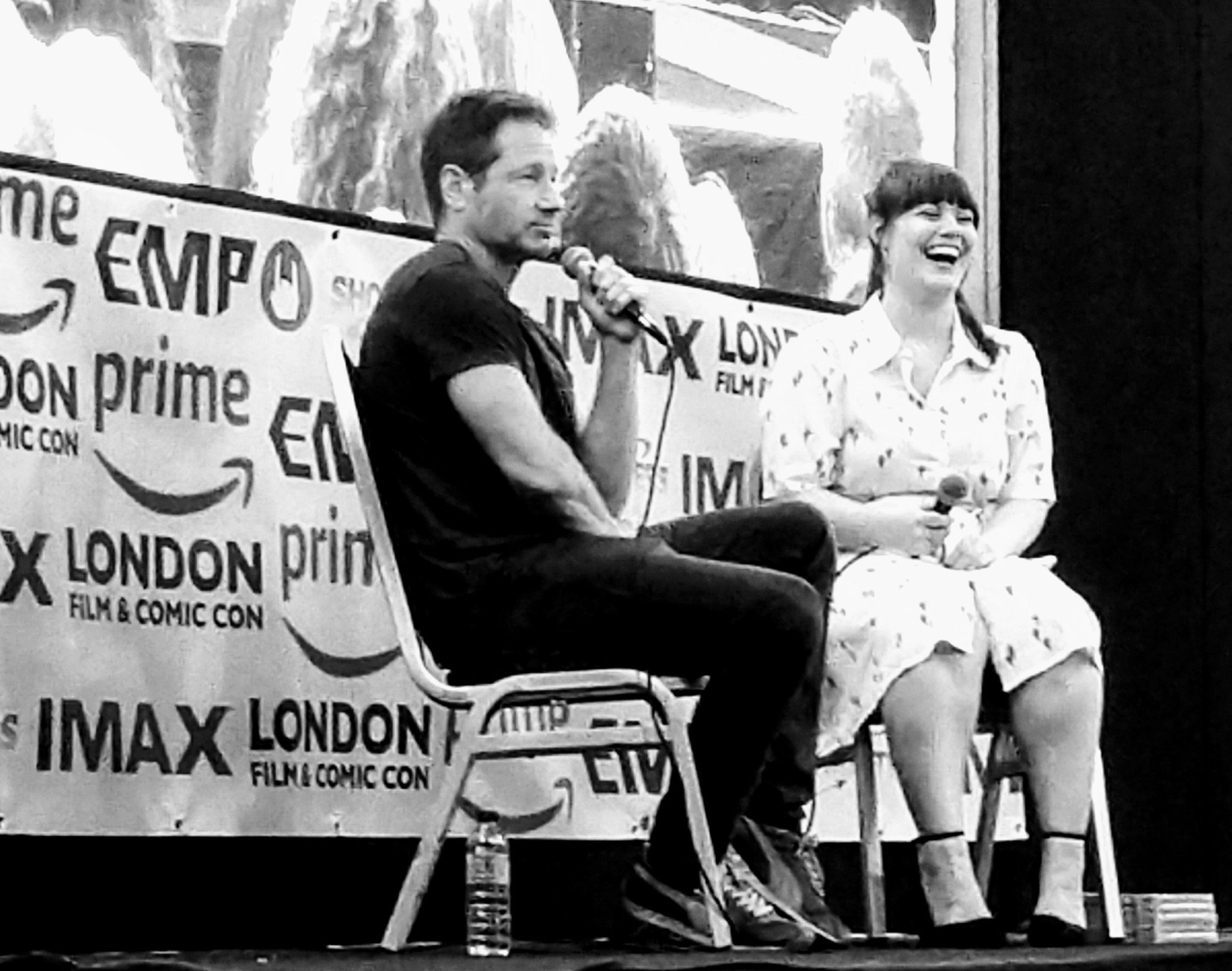 2018/07/28 - David at London Film & Comic Con at Olympia London - Page 2 DjNG2GXWsAEa-Ov