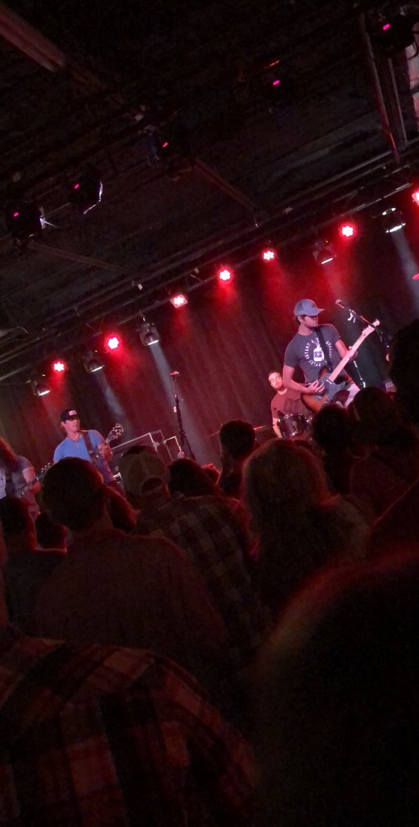 abby_piper's tweet photo. @KoeWetzel &amp; @GGilbertMusic rocked their show last night in Nashville🎉 https://t.co/sYFyfaOTq5