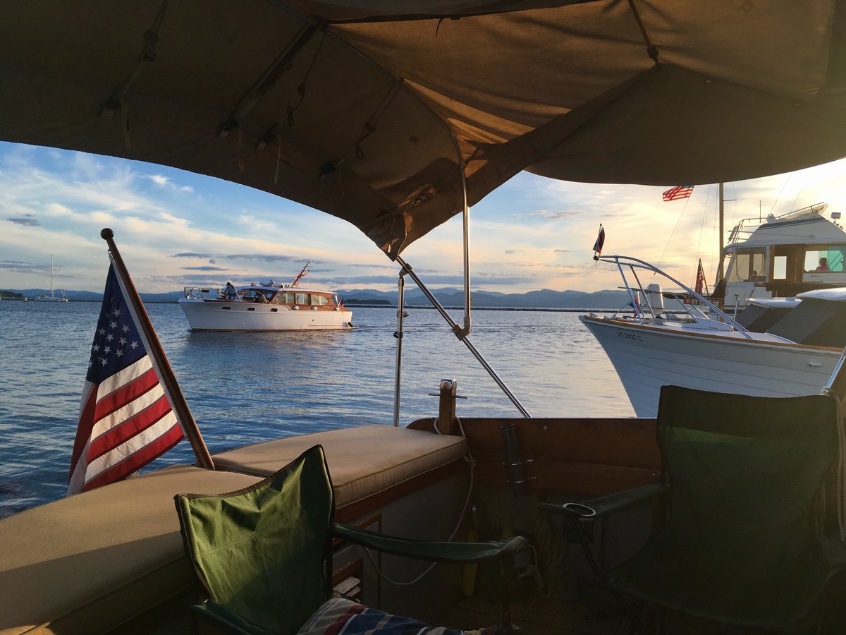 Come down to the Boathouse today to celebrate the 33rd Annual Antique Boat Show! 
#maritimefestival #antiqueboats #lyman #chriscraft #wedoshowstoo #tumbledown #burlingtonboathouse