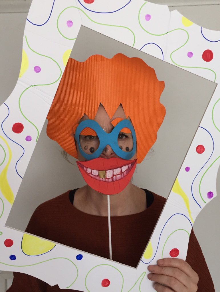 LisaLangan's tweet photo. Make a selfie. Workshop. Kids , family -all ages 11-3pm drop in Mon 30th July @AtkinsonThe #allmaterialsprovided #free #fun #creativity #getcreative #create #make #do #art #cut #paste #draw #frame https://t.co/ja6kPrKp7z