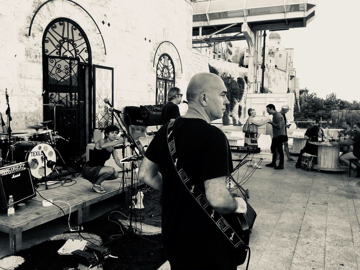 #ChiodiBlu live 26.07.18. Preludio eclissi lunare al Bastione di #Cagliari