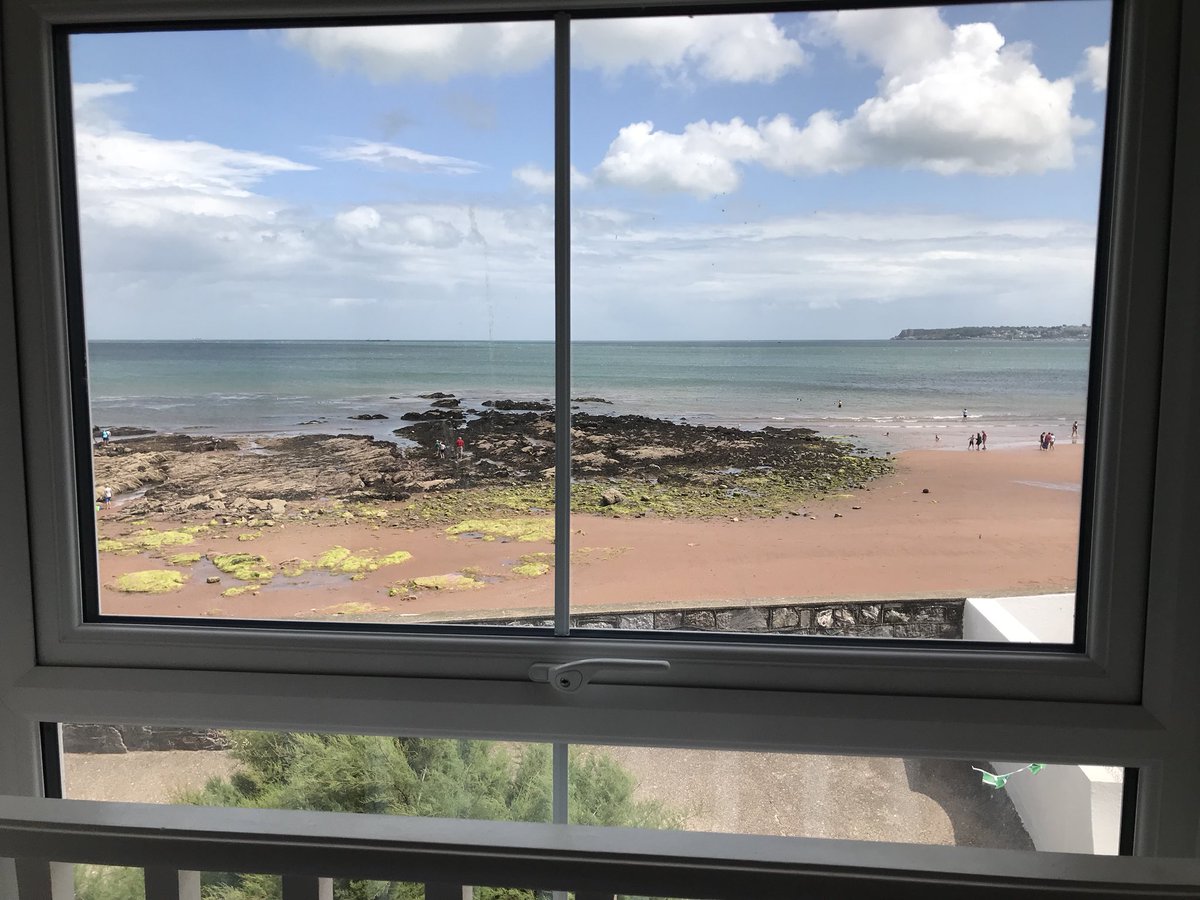 Premier Inn Paignton tweet media