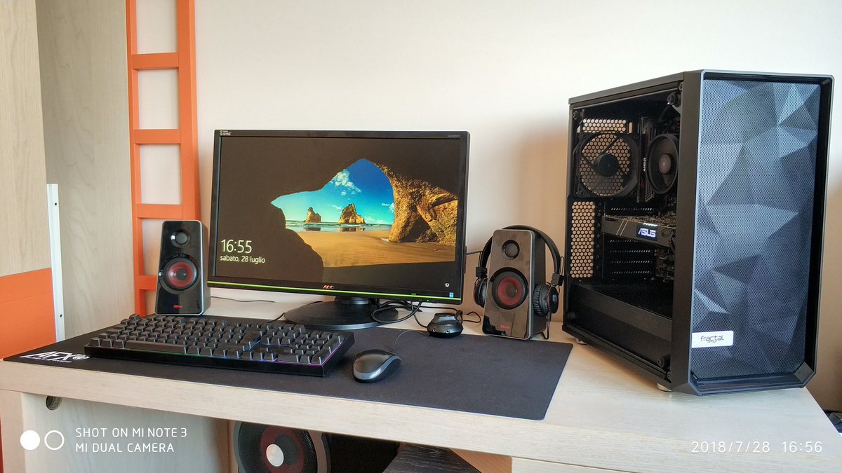 dado82rm's tweet photo. @JayzTwoCents @BPS_Customs @hardwarecanucks @HardwareUnboxed @paulhardware @bitwitkyle Done... All ready and working , man compared to my laptop this is FAST.... 
Than you all for your videos and suggestions https://t.co/r7NQ1xRkw7