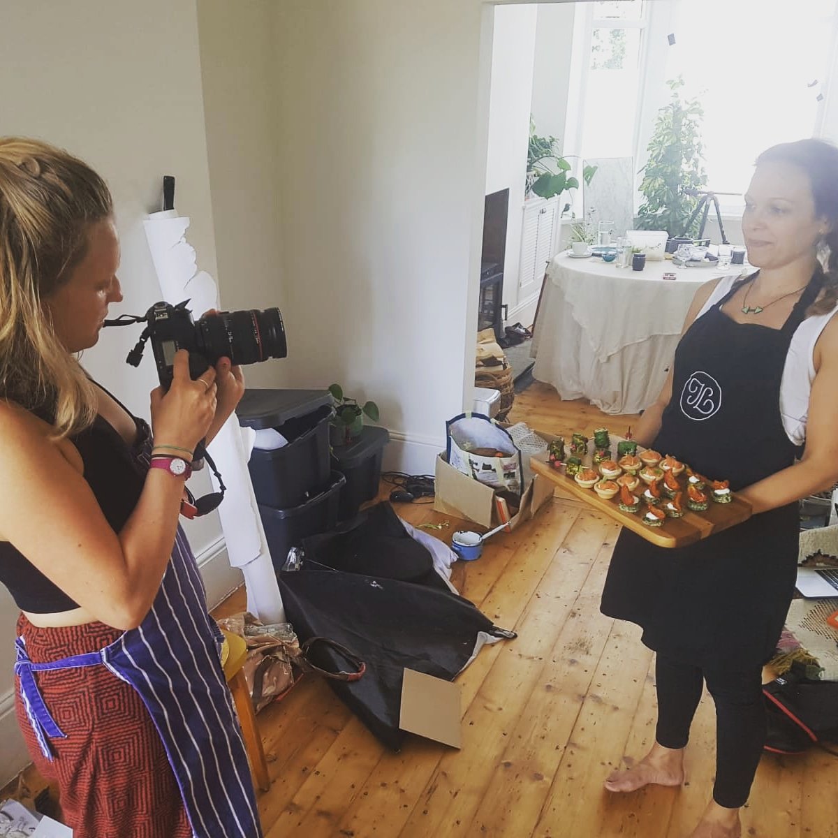 JuiceeBeets's tweet photo. Absolutely loved helping out, watching these two wonder women at work @tastethelovemcr photo shoot with @lucyridgesphotography Loved helping eating it all after too
#photoshoot #foodphotography #tastethelove #allthefood #allthecolours #eatarainbow #nofoodwastedhere #handmodelling https://t.co/RZFXOjM80m