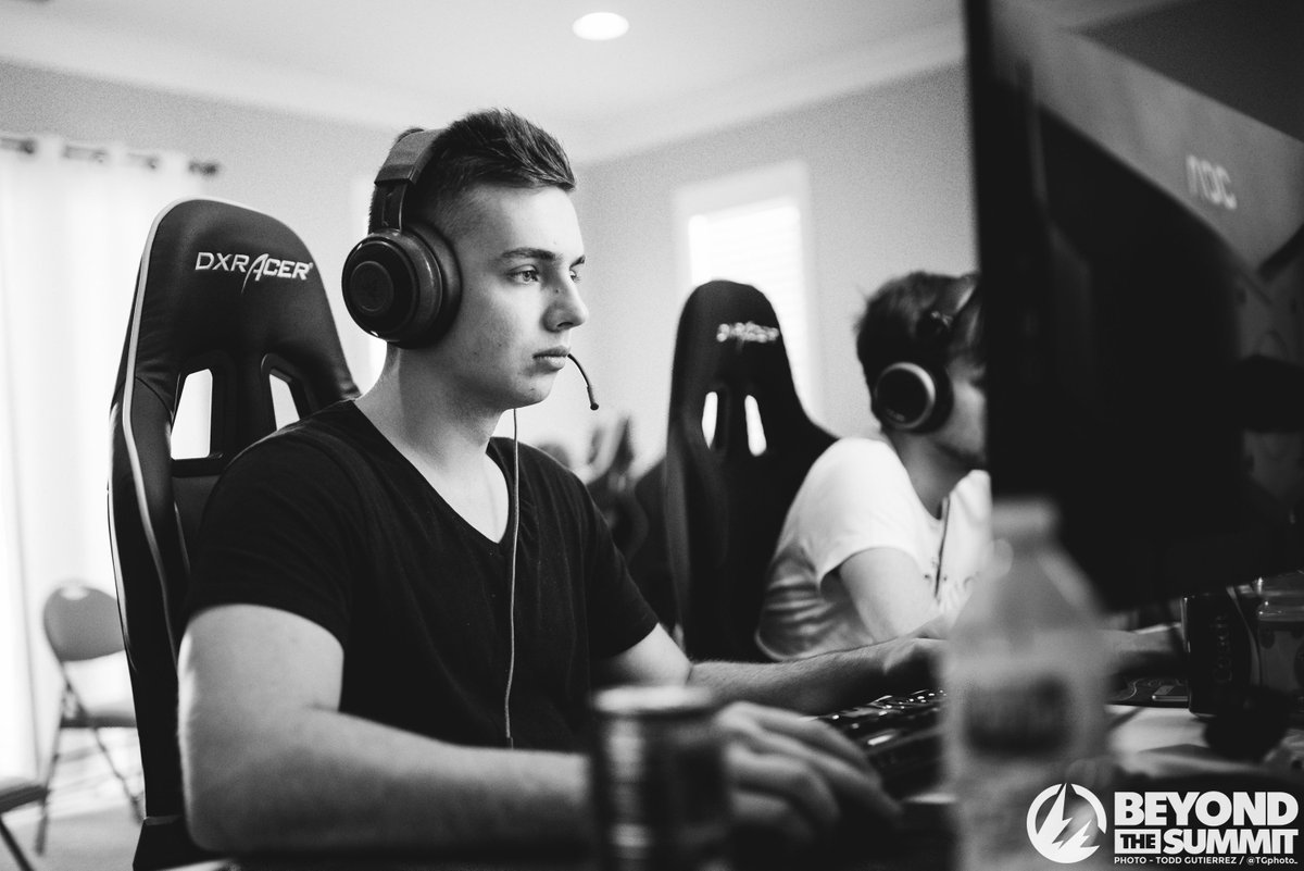 Beyond The Summit On Twitter Let S Do It Takes The Lead 1 0 In