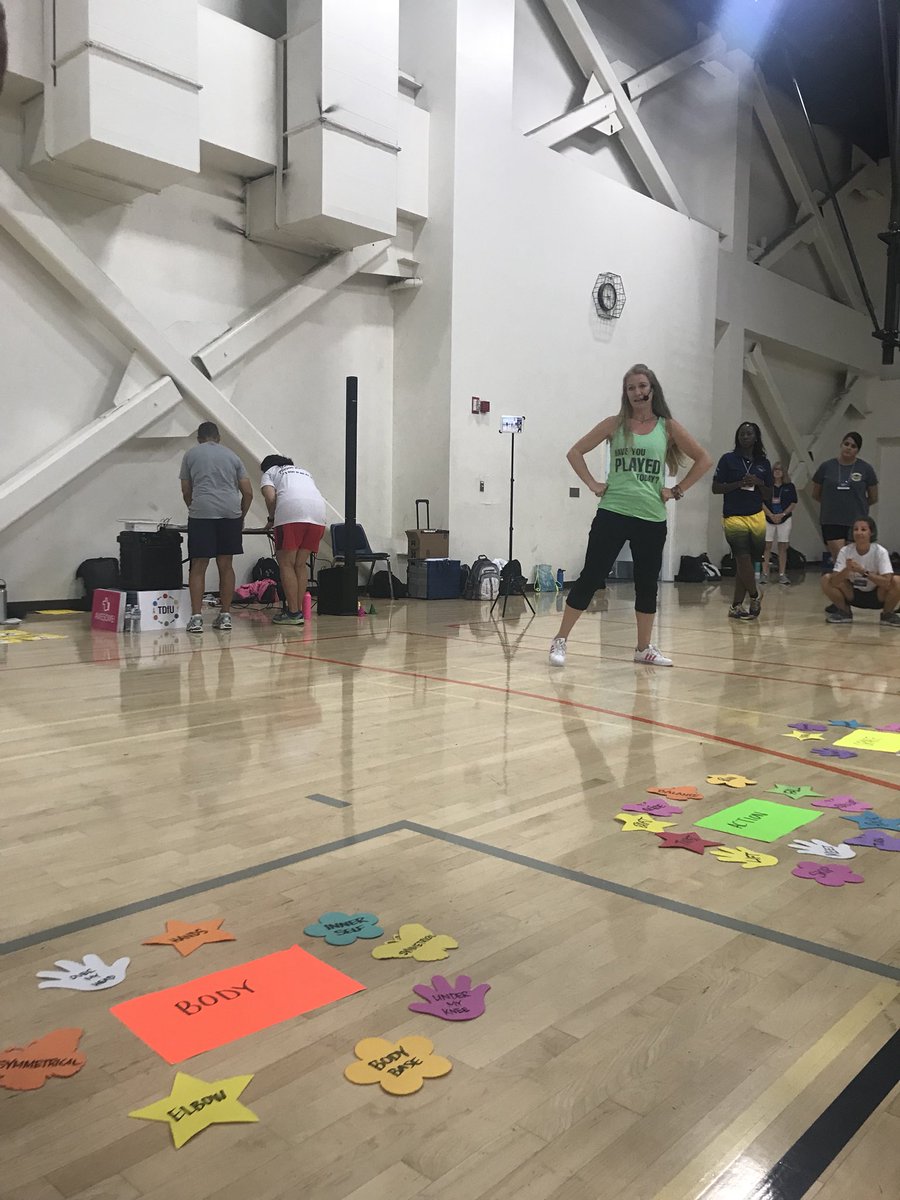 Stephanie Sandino tweet media