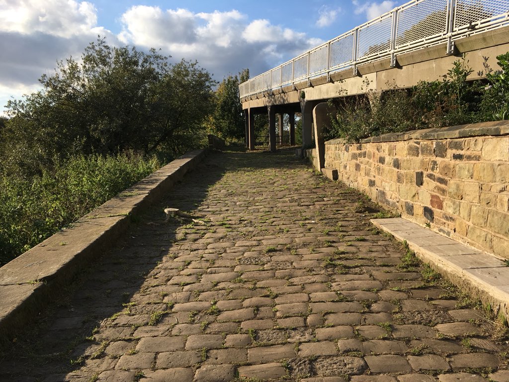 mexferryassoc's tweet photo. Next volunteer day in Mexborough Sunday 12th meeting at 11am for safety brief. Sensible shoes and gloves recommend, litter pickers provided. Meet at Mexborough top lock off ferryboat lane. #doncasterisgreat @CRTNorthEast  @CRTBecca https://t.co/Fj63ouM3QQ