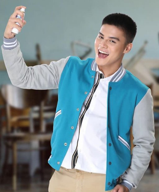 HTs_UnitedOfc's tweet photo. Trending tuloy ngayon..epic talaga eh Hindi Alam Kung saan itapat Ang spray. ..parang teeth whitening or mouth wash..hahaha ✌🤔🤔🤔 https://t.co/TDyBxIcMeC