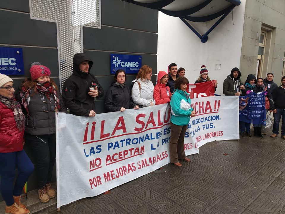 colegiocedu's tweet photo. Solo una Enfermera profesional en 24 horas en UCI.
Only one nurse RN at day in UCI.
Esto pasa en Uruguay -Colonia.
This is the reality of Uruguay- Colonia
#SafeRatios #DotaciónSegura
@EnfermerUruguay @LANOTICIA_UY @D_LaJuventud @INMO_IRL https://t.co/1ALKuJtASO