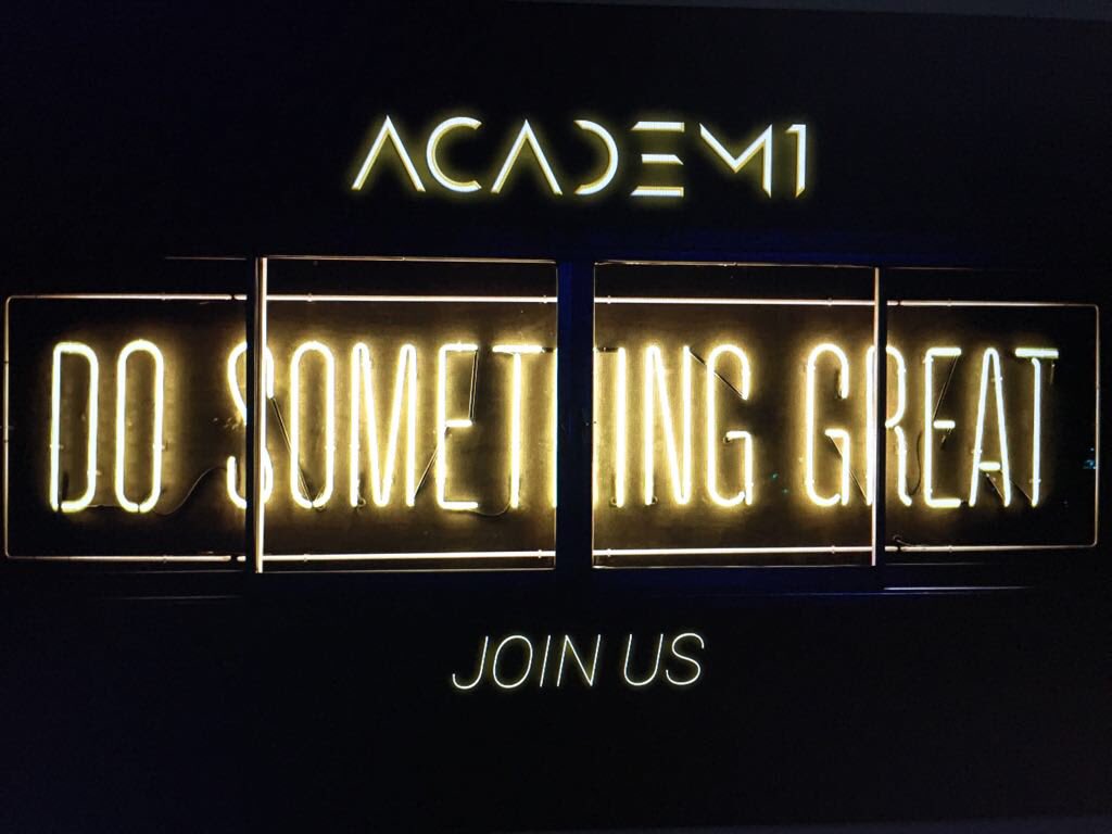 Quieres formar parte de la primera comunidad de aprendizaje del LOL.

Ahora estamos de descuento 

esportacademy.es