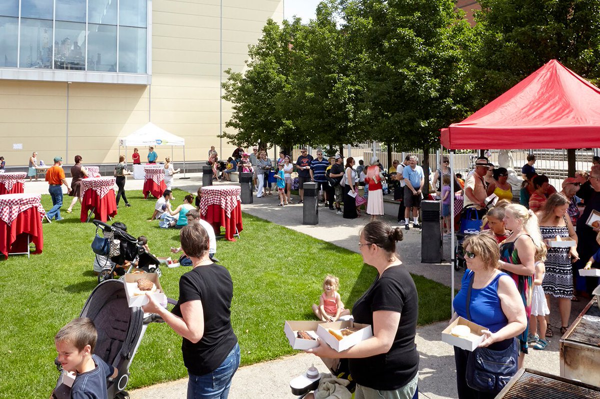 AGH Annual Summer Picnic is Tomorrow!
We have amazing musicians, free crafts, free food, free tours... It's all free!
Rain or shine, bring your family and friends to enjoy a wonderful afternoon of art, fun and community!
#hamont #AGH #bbq #tourism #summer ow.ly/XXPq30l9nxQ