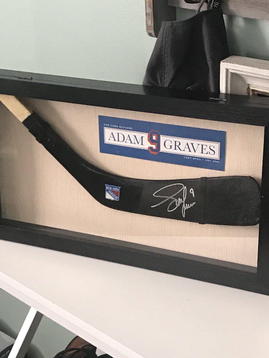 billyraz's tweet image. Trying to find just the right spot for this @NYRangers #gravy