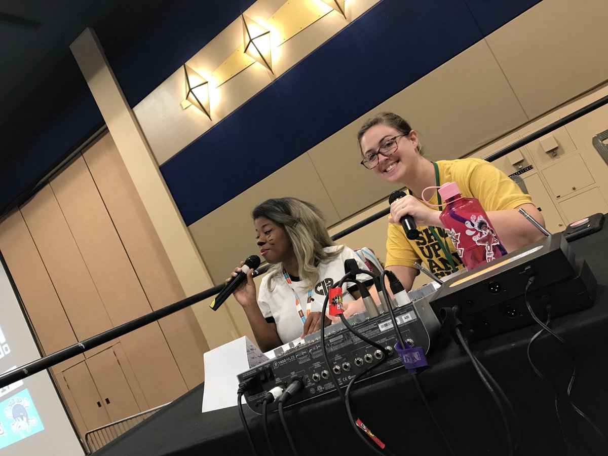 RollerconMC's tweet photo. C2 enjoying the sounds for Texas vs Hawaii at #RollerCon2018 https://t.co/6UeHJAqqoD