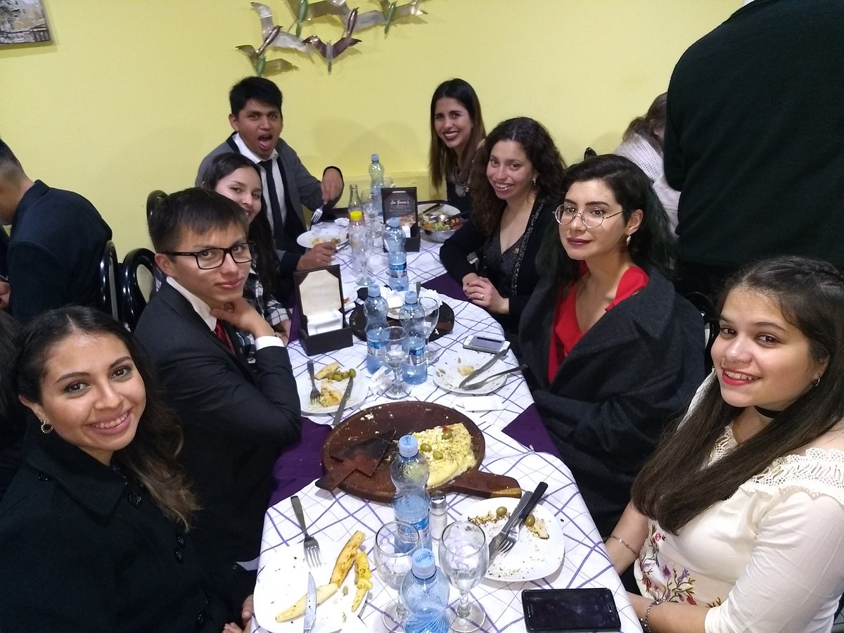 clubesleoo1's tweet photo. #ReDiLeo #TermasDeRioHondo | Así vivimos los momentos más lindo de la Reunión de Clubes Leo del Distrito "O" - 1 https://t.co/Tson32Q5j7