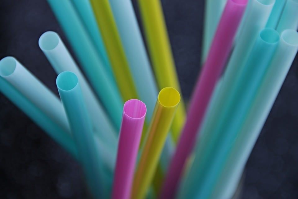 jeffcharlesjr's tweet photo. California Group Seeks To Police Straw Trafficking https://t.co/kkWA2hqSe9

#StrawBan 
#Strawmageddon 
#StrawControl 
#StrawShaming 
#StrawLaw 
#straws https://t.co/Q7SAPOJYTK