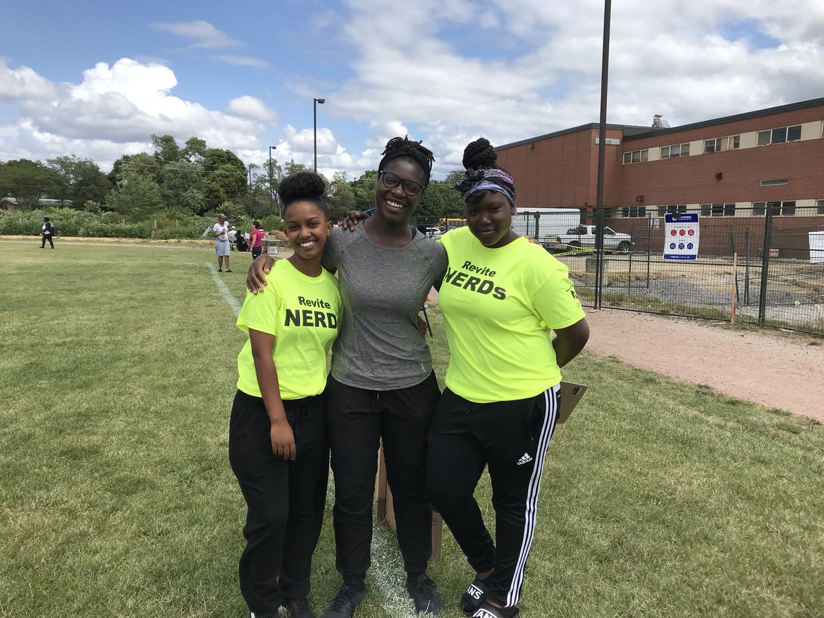 Ccrprbailey's tweet photo. Lawrence Heights/Lotherton/Neptune Olympics in full swing #communitypartnerships #communitywellbeing #communityengagement https://t.co/qxj5A2zyzb