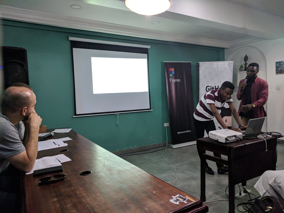 ventureplato's tweet photo. Finally, we have our last pitch. "Shine your eyes" people, announcement of winners follows! #FigmaGithubHackGH #FigmaAfrica #GitHub @figmadesign @figma_africa https://t.co/CTL1K7Mwyv