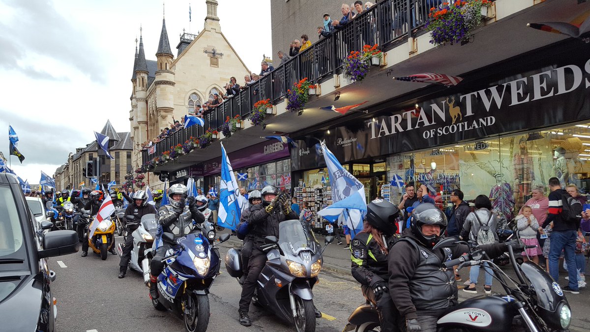 Sinethugcat's tweet photo. @lad_aye Braw tae see ye here on twitter! Fit a rare day we had the day😊 #AUOBInverness #InverYes https://t.co/dO5mEceVhn