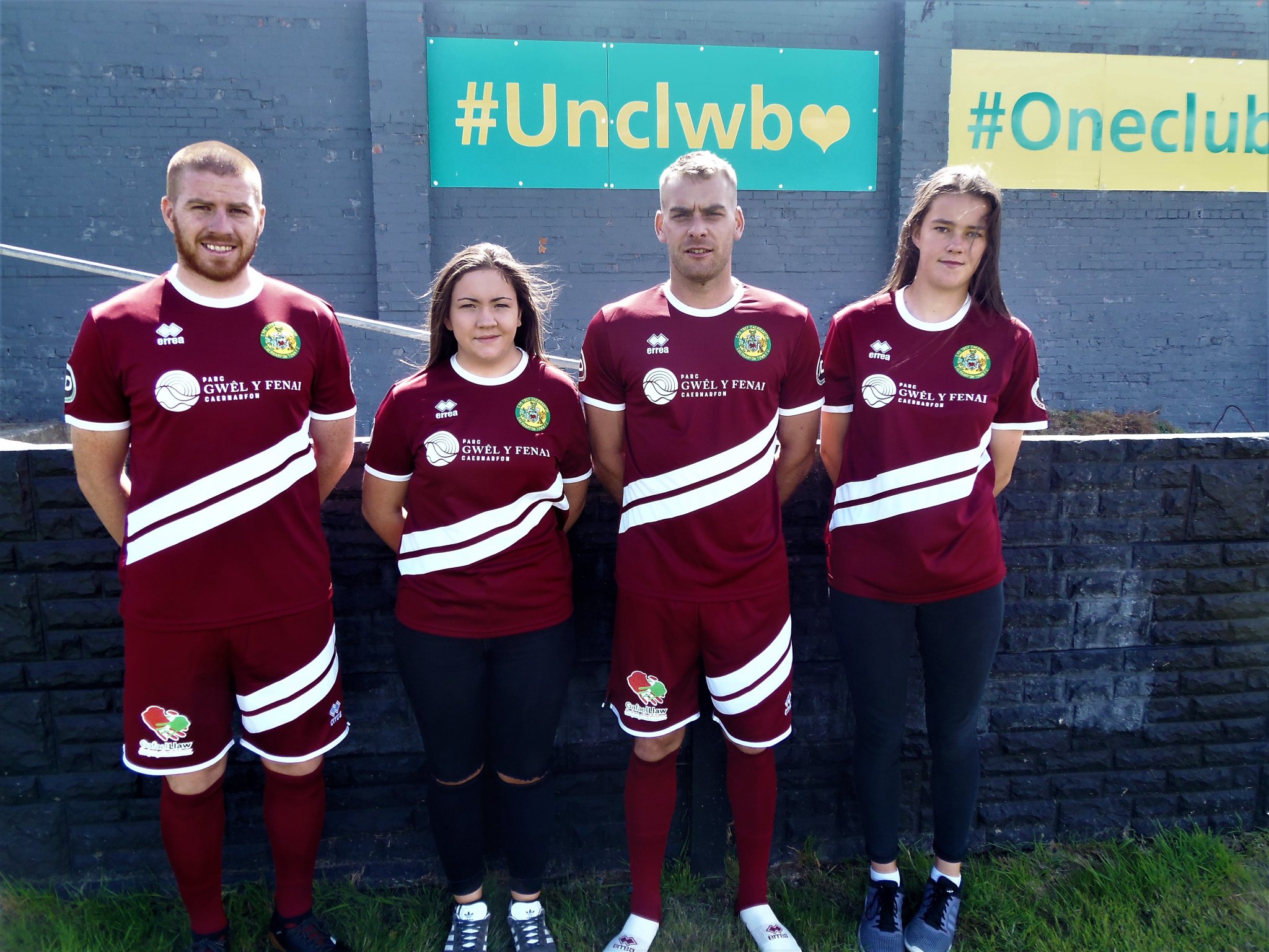 Caernarfon Town FC on Twitter "Yda ni'n falch iawn o cyflwyno crys newydd oddicartref y clwb