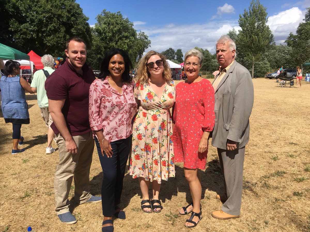 JanetDaby's tweet photo. Funday at Ladywell Fields was Fab. It was the second year running - where I was one of the judges for the Cake Challenge. With many grt people inc @twoshadesofhope  @JamesJWalsh @LouiseKrupski  @lewishamlabour @e_midwife https://t.co/Cx6Taf4Sxt