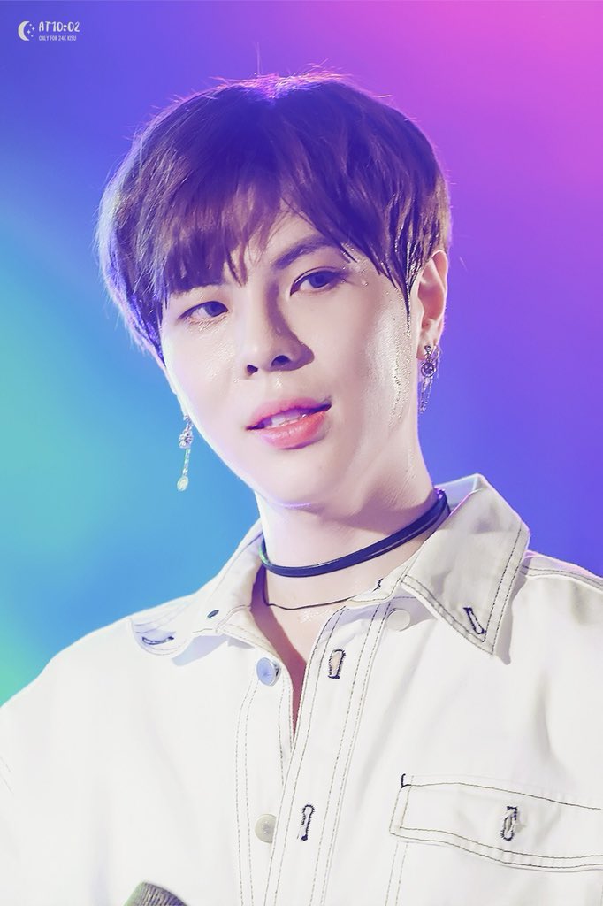 19911002_net's tweet photo. 📅At10:02🌙 2주년📅

함께 해줘서,고��워요=)
 
언제나 힘이 되는 존재가 되어주고싶은 오빠에게 오늘도 나의 작은 외침이 작게나마 응원이 됐으면 좋겠다! https://t.co/HMzYXefqeF