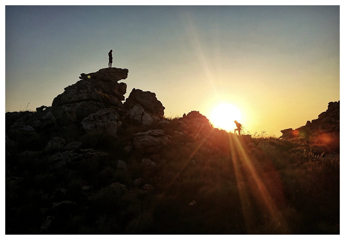 JacqMaraisPhoto's tweet photo. Loving my #NaturalMovement Life with @VIVOBAREFOOT. The best way to explore the #greatoutdoors 🙌 // @NativeSport @NativeCoach @MooveClaremont @MaurtenZA @DodoTrail @TRAILza @TrailandTar @STowndotCom @TheCapeTownGuy @SonyXperiaZA #XperiaZA #trailrun #takenwithxperia #wowofnow https://t.co/rmSGqOTQsc