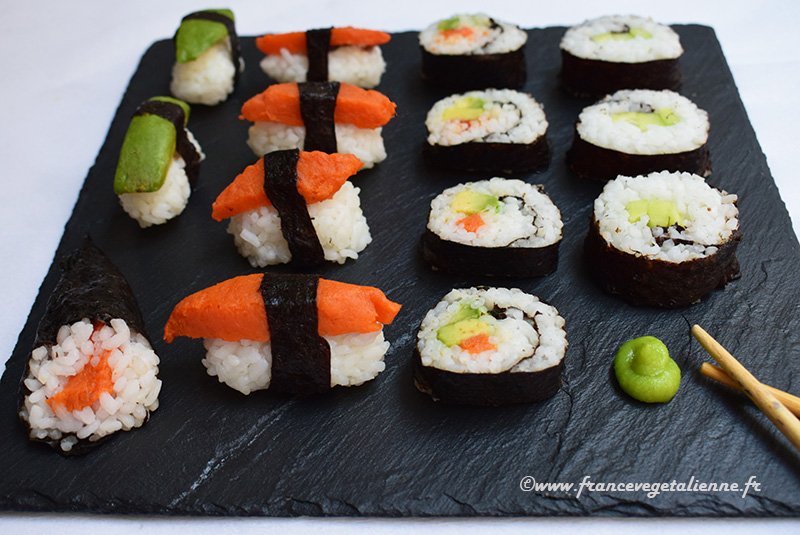 francevege's tweet photo. Tout, tout, tout, vous saurez tout sur le #sushi! 😉 Grâce à notre tutoriel détaillé, apprenez à réaliser des sushis, des #makis et des #temakis végé comme au resto japonais... https://t.co/WfDZUgtp14 #vegan #WhatVegansEat https://t.co/ogSFb7YqOz