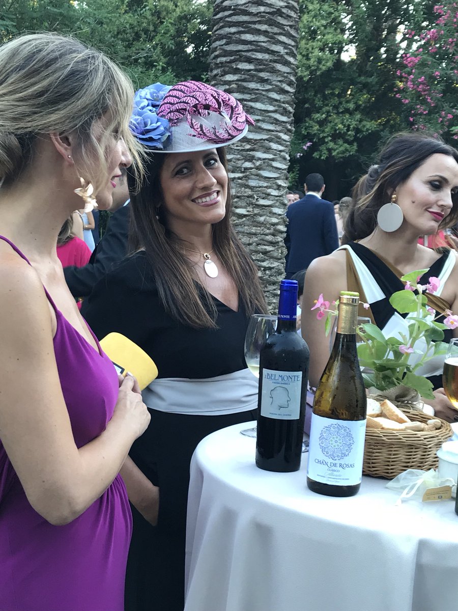 CHAN D ROSAS &amp; j.BELMONTE

班牙 #winelife #winery #winecountry #vinos  #winetime #winery #bodegas 
#monteleiva #tempranillo 
#redwine 🍷#PREMIUMFINCAS”
———————————————-- -#nuestro #donroman - #crianza #joven #excelente 
#diazbayo #marquesdetomares 
#marquesdtomares #chanderosas