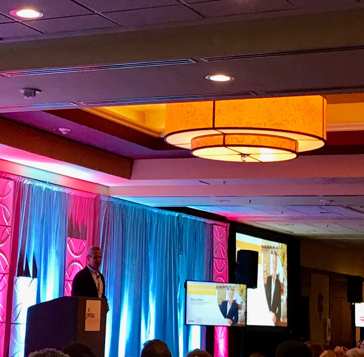 SophieEganM's tweet image. Re: taking pics of your food (#foodporn), #dannymeyer @shakeshack says it used to be bad news (e.g., the health inspector). “Now, I actually get upset if I don’t see you taking out the camera, bc it means we didn’t do anything remarkable.” Great time to be in food! #pmafsc