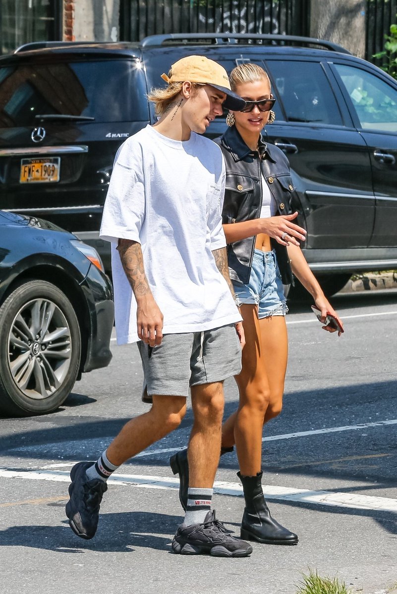SbbraMidias's tweet photo. 28 de Julho, 2018: Justin Bieber e Hailey Baldwin em Nova York. https://t.co/wxcBRTqzPm
