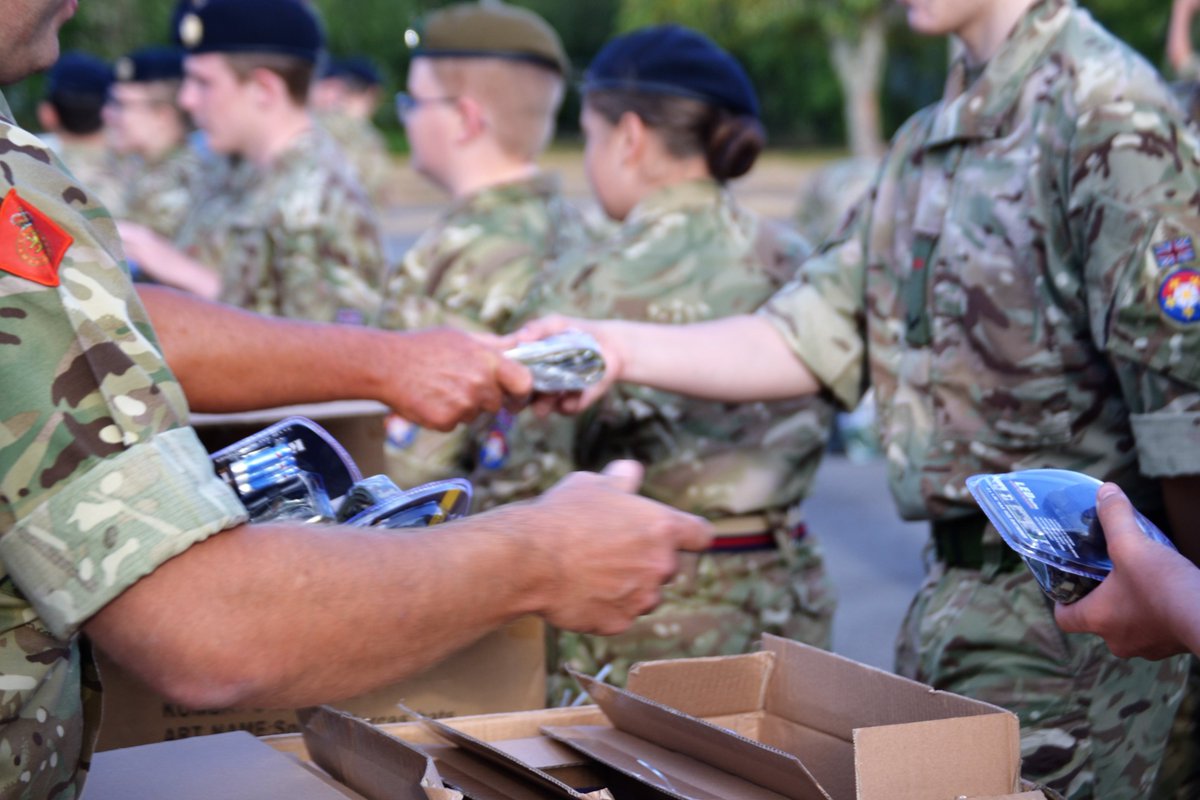 hsyacf1's tweet photo. Everyone is accounted for, rooms allocated, camp orientation complete and freebies given to the cadets. What a way to start #Annual18 #ACFAnnualCamp #WeAreCadets #WhatWeDo @RFCAYH @ArmyCadetsUK https://t.co/ML931HSPYe