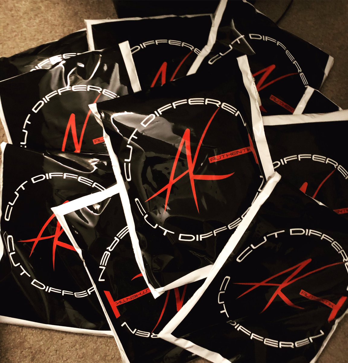 authentiklyfe's tweet photo. Thank you to everyone for your patience!!! Your order's are on the way....#tshirt #business #clothing #entrepreneur #fashion #individuality #designer #blog #live #men #money #brand #luxury #streetwear #model #creative #tee #shirt #marketing #logodesigns #jeans #logo #menswear https://t.co/Yz9x2KJ7se