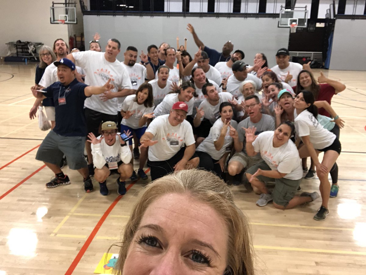 Loved my sweaty active sessions at @cmspew with these amazing educators who showed me their moves in my <a href="/TDfU_ed/">TDfU</a> workshop on Teaching Dance in Middle School. Tmrw’s workshop will focus on developing #physicalliteracy w #dance in #physed to  #buildbetterhumans