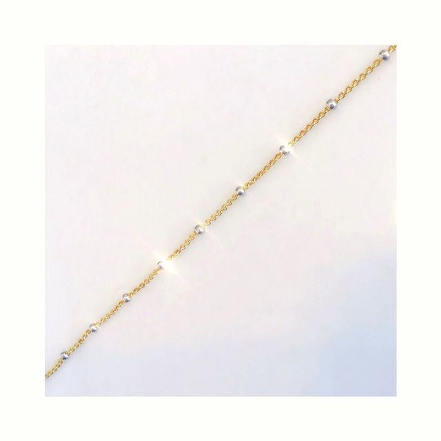 HestiaJewels's tweet photo. We’re in midsummers retrograde season! 😣 Stay calm and collected with gold as symbolically it can elevate and shine through on your strengths from within. ✨🌘🌙
#BrightTreasures #RealisRare #DesignLines #ModernJewelry #OneofaKind #MadewithLove #JOTD #C… https://t.co/EB63M7gfrz https://t.co/FayAPSgZLD