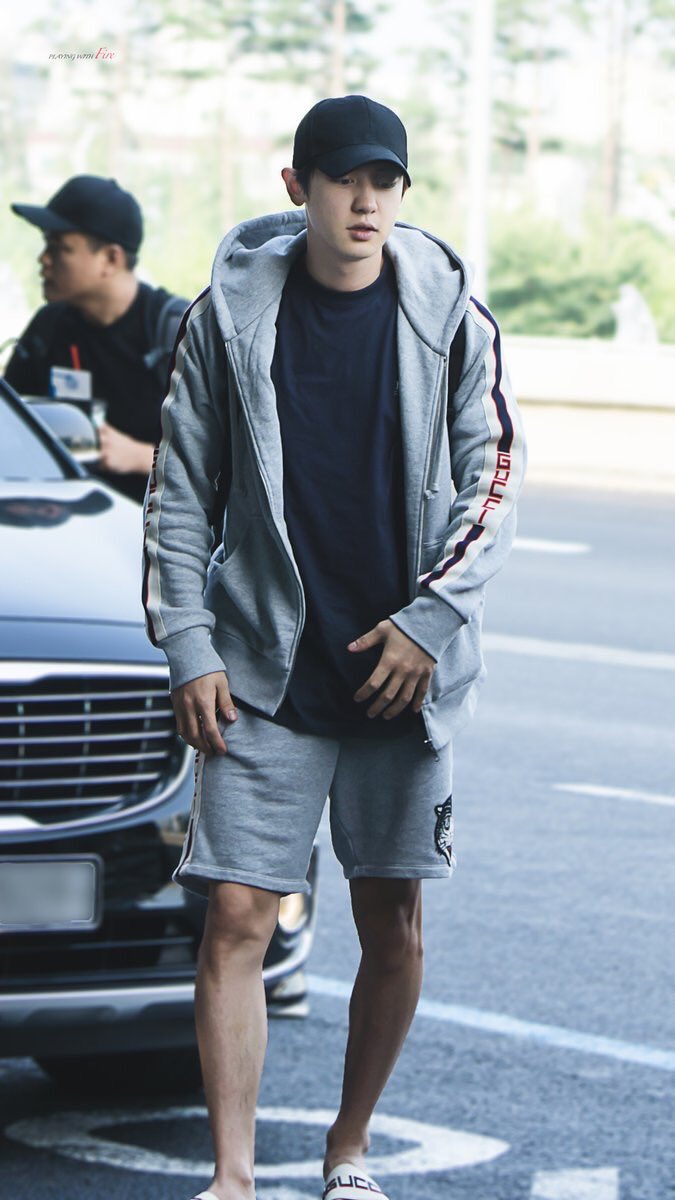 chanyeol pics tweet media