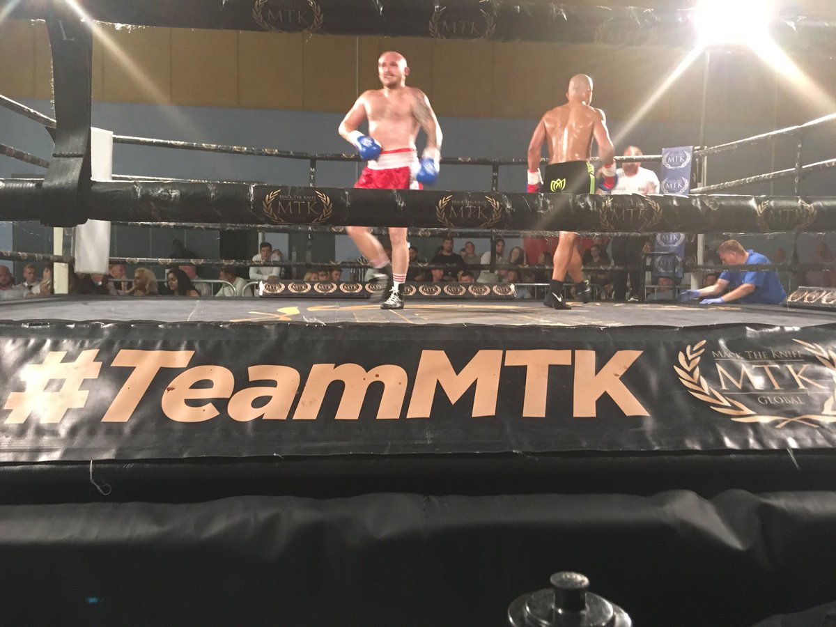 A pleasure MC’ing for <a href="/MTKBirmingham/">MTK Birmingham</a> @MTKGlobal <a href="/Leeeaton88/">Lee Eaton</a> in #Coventry #TeamMTK