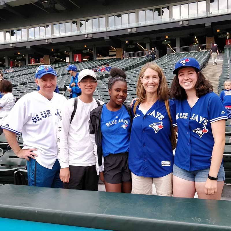 female blue jays jersey