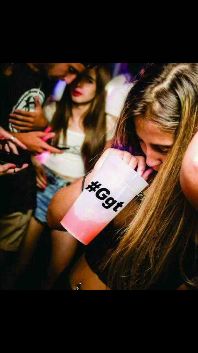 GgtDiscoFcion's tweet photo. 👉Estamos a horas de vivir otra gran noche en el Gigante Te Enamora 😍🔥 vamos arribaa 💪💪 Noche de los CUMPLES en #GgtTeEnamora 🎊 #Sorteamos 10 consumiciones ♻♻ R.T ♻ R.T♻♻ https://t.co/ip76Fas5sy