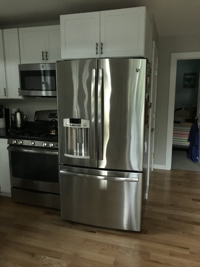 ddixonstone's tweet image. I used Norwex to clean this fridge. Look at the shine #Norwex #cleanwithwater