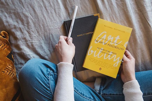 thebrandingedit's tweet photo. Are you a read-for-fun or read-for-knowledge kinda person? As hard as @andcelebrate tries, she keeps gravitating toward every latest personal/business development book that hits the market. @oliviarstylist keeps it light and @brittanny is enjoying poetry… https://t.co/2zyaCebGIn https://t.co/v6yhTHt8Tf