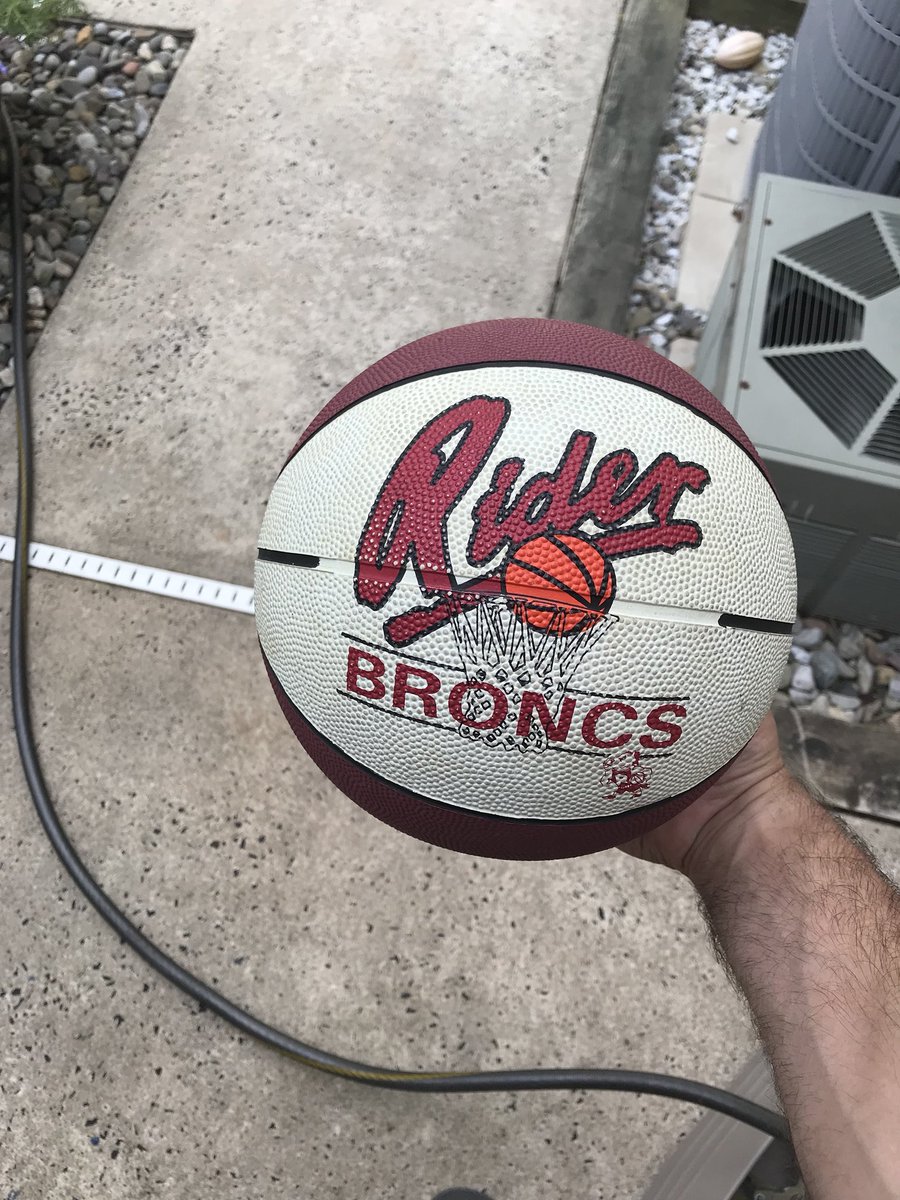 tanney9's tweet photo. .@BurghChick43 still has game like she’s playing for @RiderWBB . I caught this ball is like 20yrs ago @ a @RiderMensBball game. #OnceaBronc https://t.co/jRmGSjH8to