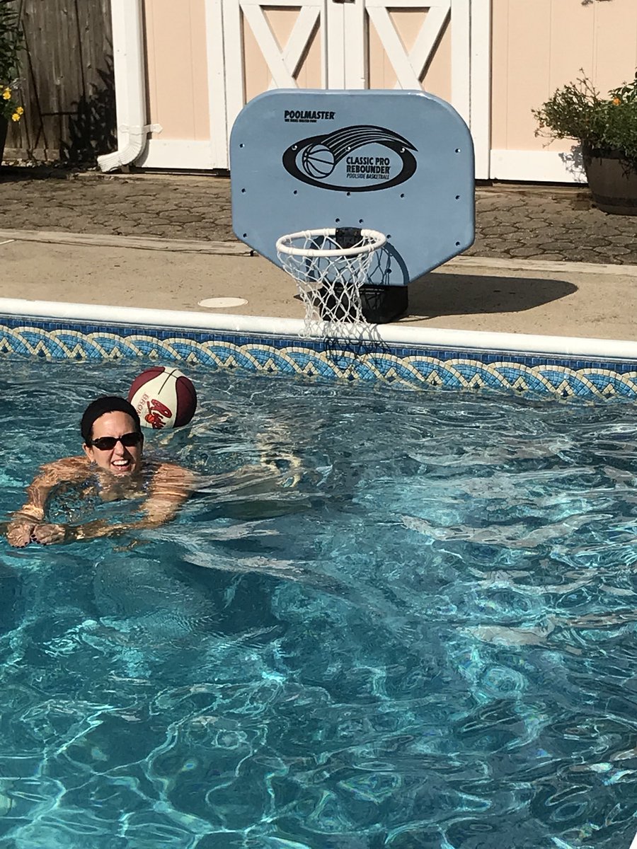 tanney9's tweet photo. .@BurghChick43 still has game like she’s playing for @RiderWBB . I caught this ball is like 20yrs ago @ a @RiderMensBball game. #OnceaBronc https://t.co/jRmGSjH8to