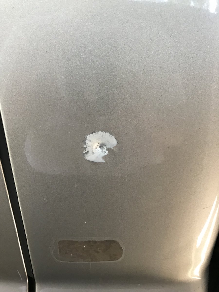 CMON_TARS's tweet photo. Guys, mr truck got shot in pearland. https://t.co/nmsAsvNOVi